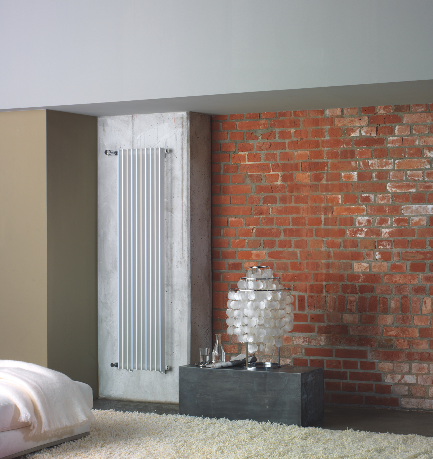 Zehnder_RAD_Excelsior-HY_bedroom_sleeping_140 Rendering Zehnder Excelsior Decorative radiator Front view